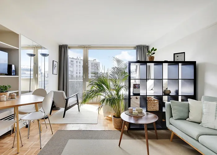 Victor Hugo - Arc De Triomphe - Trocadero * פריז